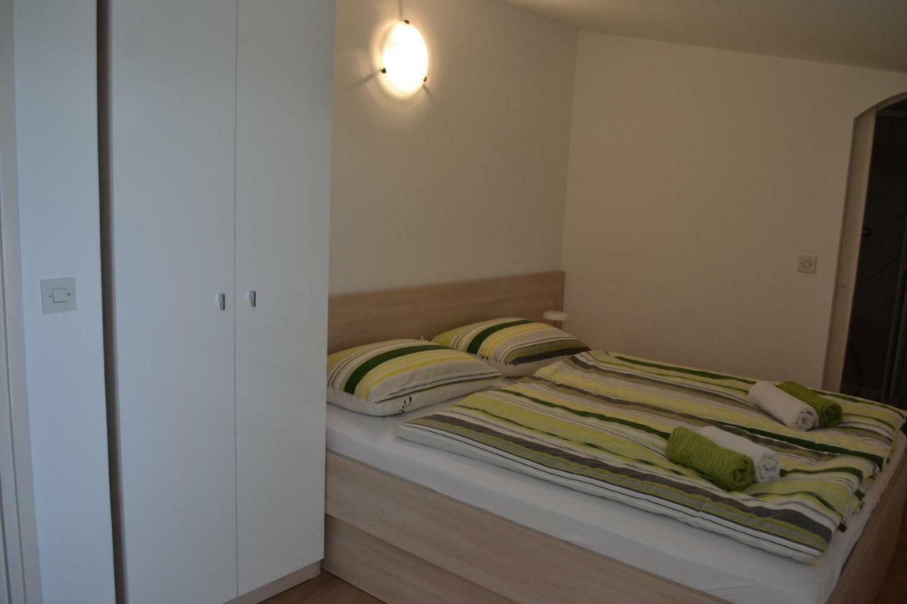 Bed & Breakfast Dani Baška Exterior foto